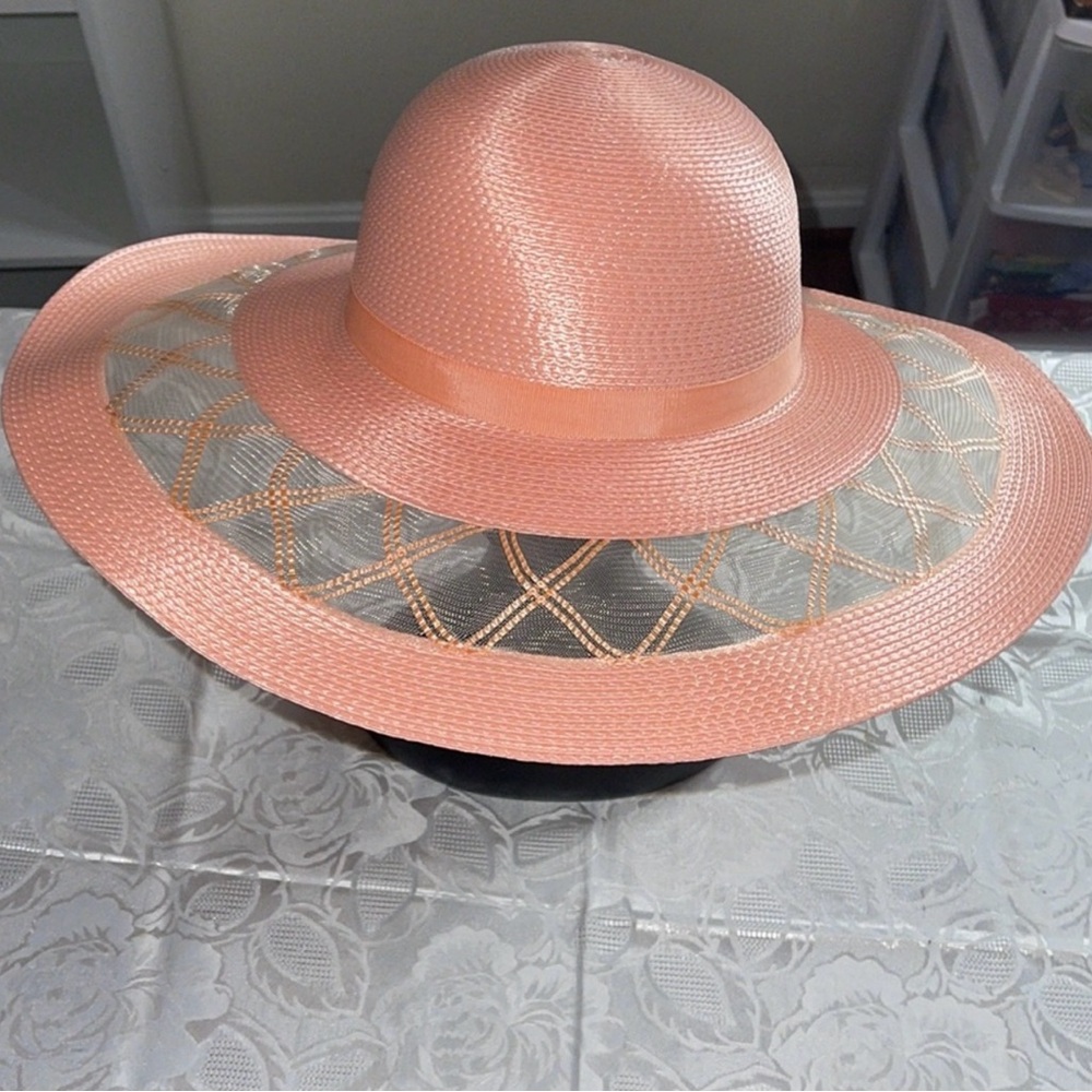 Elegant Peach Wide-Brim Hat